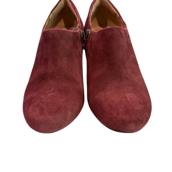 Clarks Purity Frost Burgundy Ankle Boots with Sleek Silhouette - Picture 1 of 5